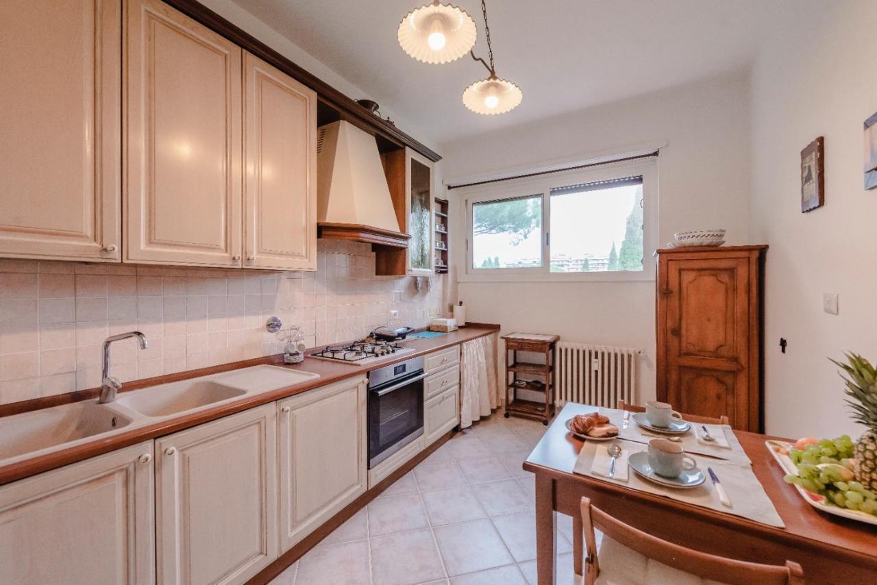 Residenza Eres Eur Apartment Rome Exterior photo